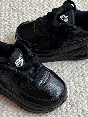 Nike Air Max 90 Toddler Size 4C Black Leather Sneakers CD6868-001